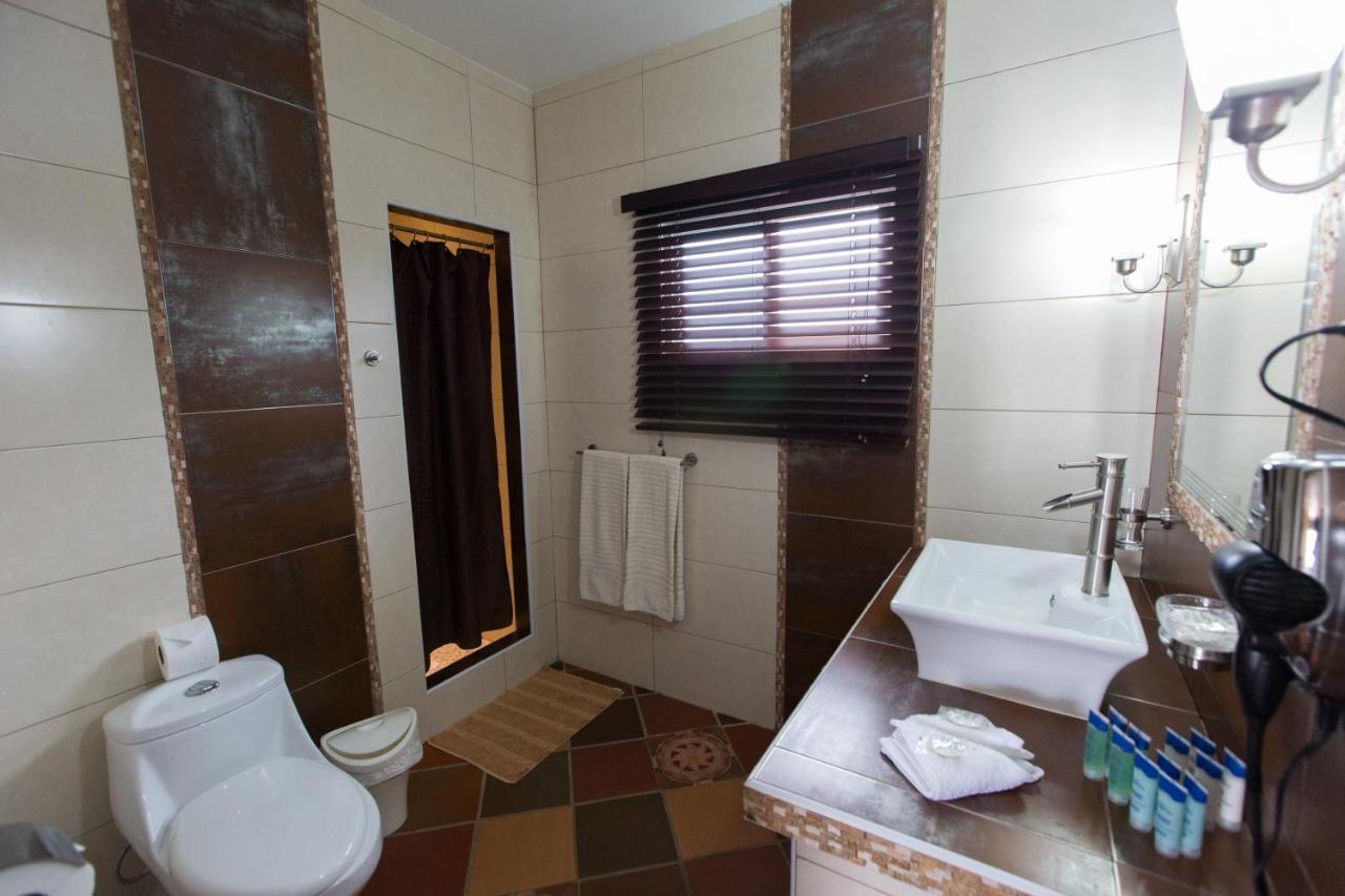بونتا شامي Hotel Casa Amarilla المظهر الخارجي الصورة