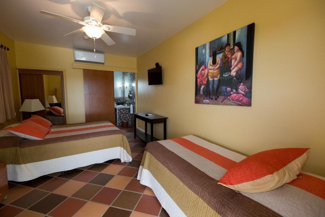 بونتا شامي Hotel Casa Amarilla المظهر الخارجي الصورة